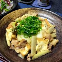 豚バラ、厚揚げ、うどのニンニク味噌炒め煮